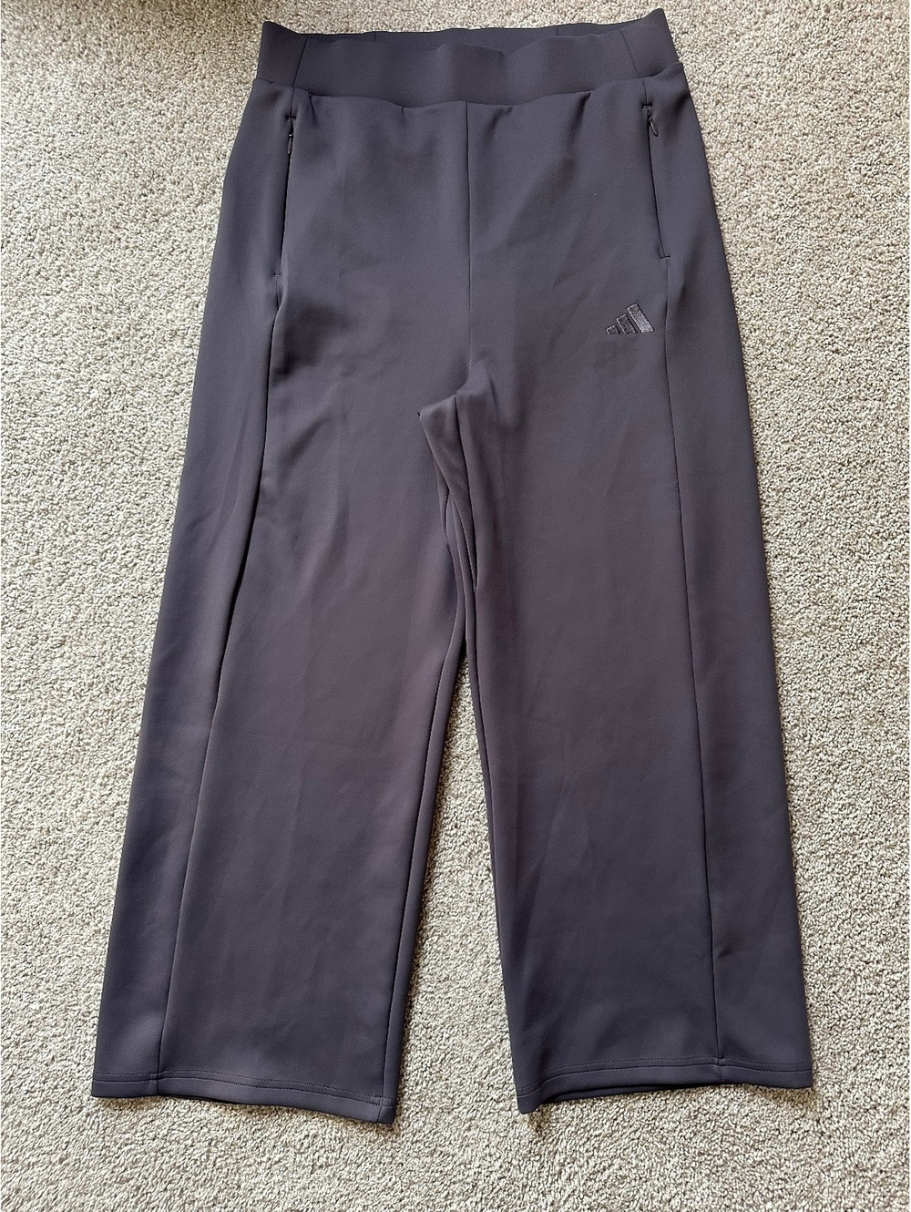 Adidas gray cropped pants